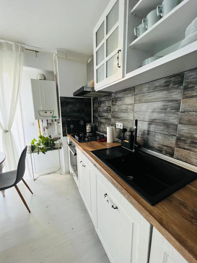 The Airport Loft Apartment *
